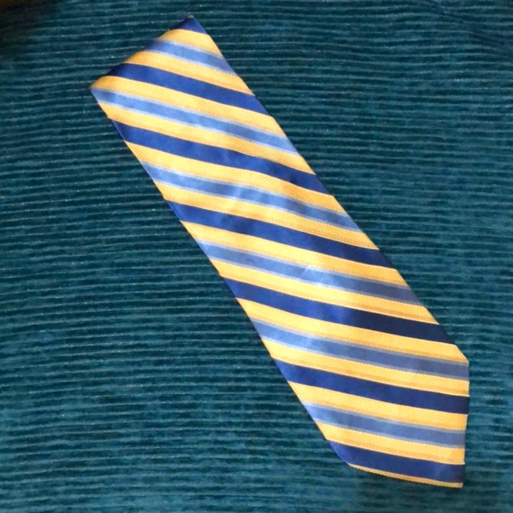 PAUL DIONE TIE
